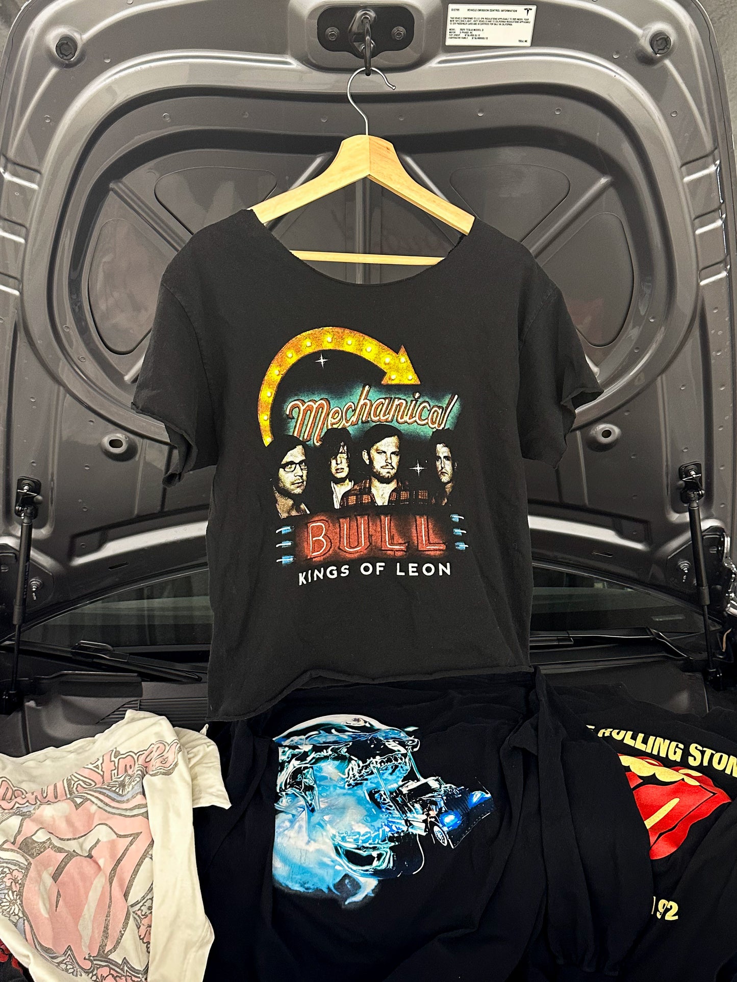 Kings Of Leon “Mechanical Bull” Tour 2014 | Cropped Washed Black